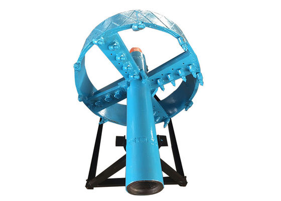 API 168mm OD. فولادی کربیدی سیاه فلوئید فلی کتر ریمر 1800mm